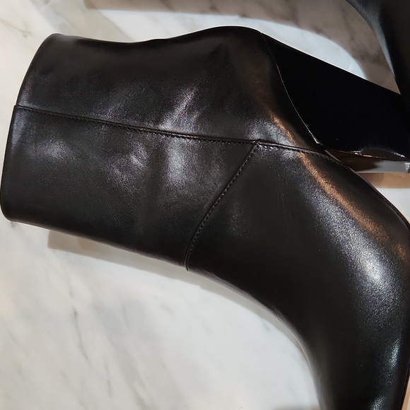 Tory Burch lila pointed toe bootie sz - Picture 11 of 13